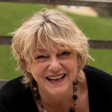 Dr. Ruth Erika Lerchster